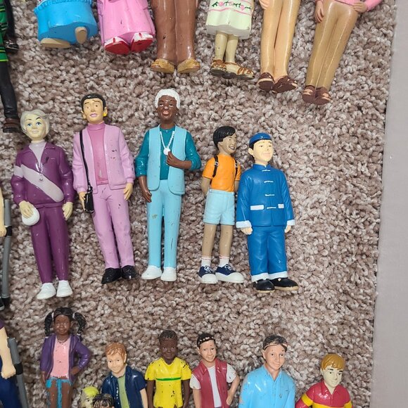 Lakeshore Community Block Play People, People with Differing Abilities, & More! - Picture 4 of 7